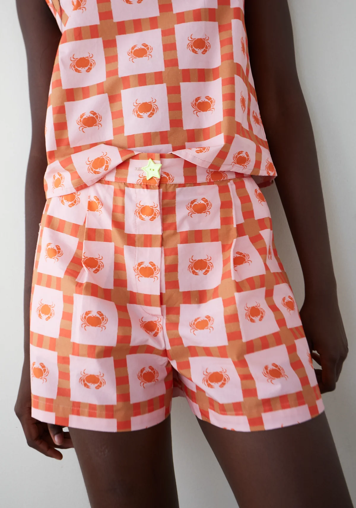 DR BLOOM STAR SHORTS ROSA