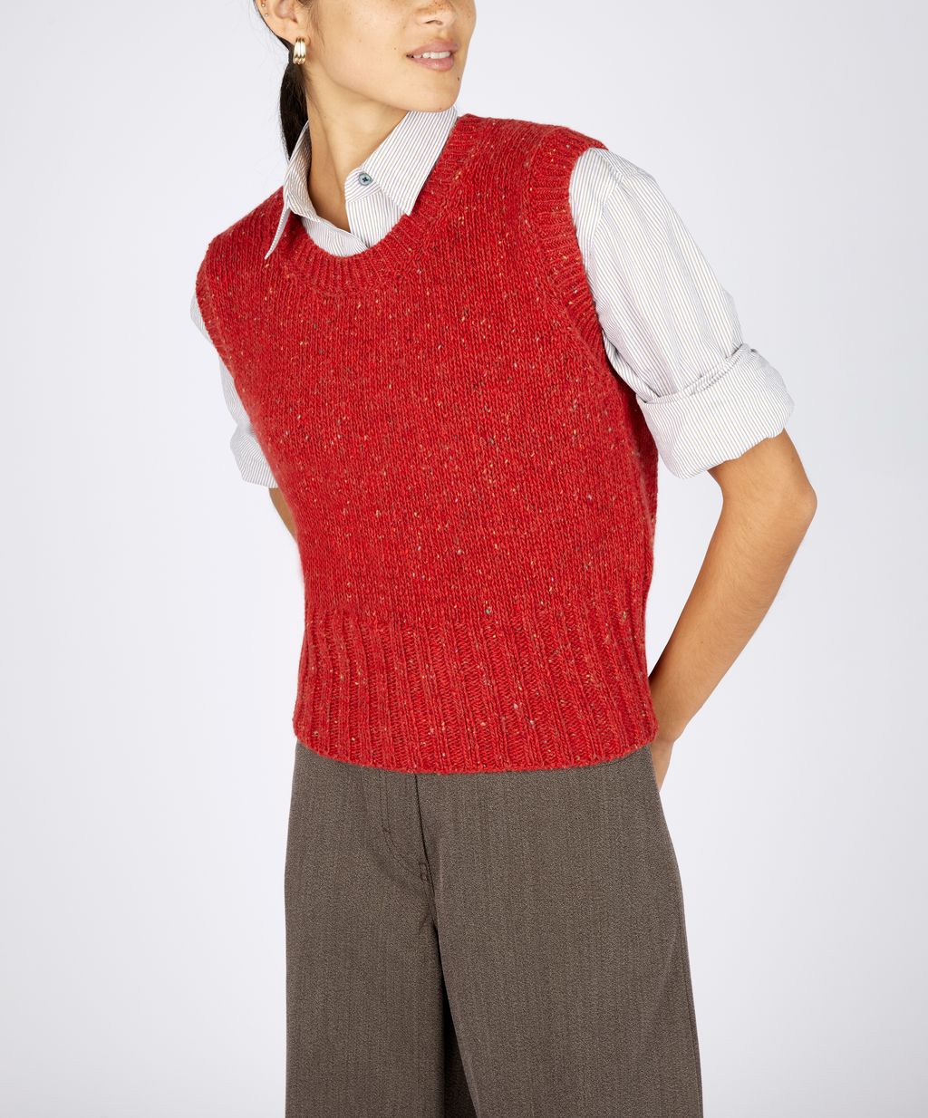 IRELANDS EYE LUNA VEST - CHILLI